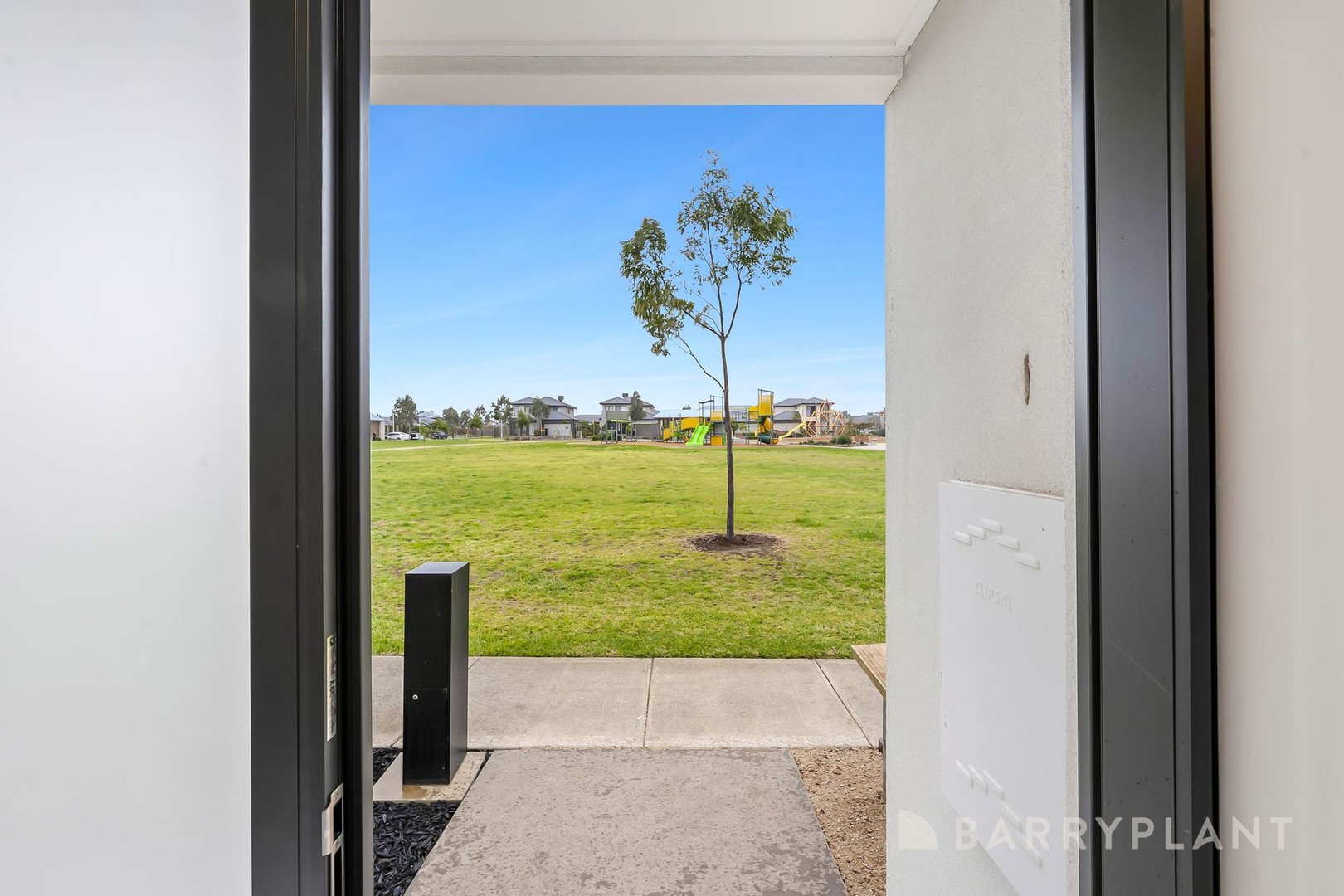 9 Cabin Walk, Tarneit, VIC 3029 - Thumbnail 2 - 17/09/2025