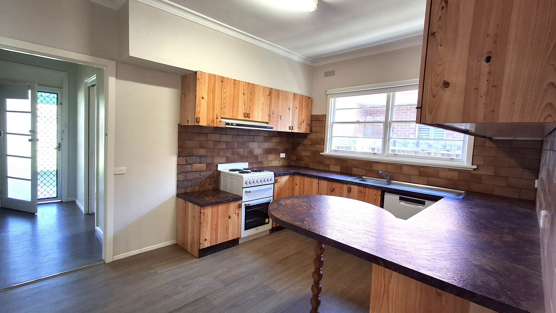 9 Calder Street, Manifold Heights, VIC 3218 - Thumbnail 1 - 12/06/2026