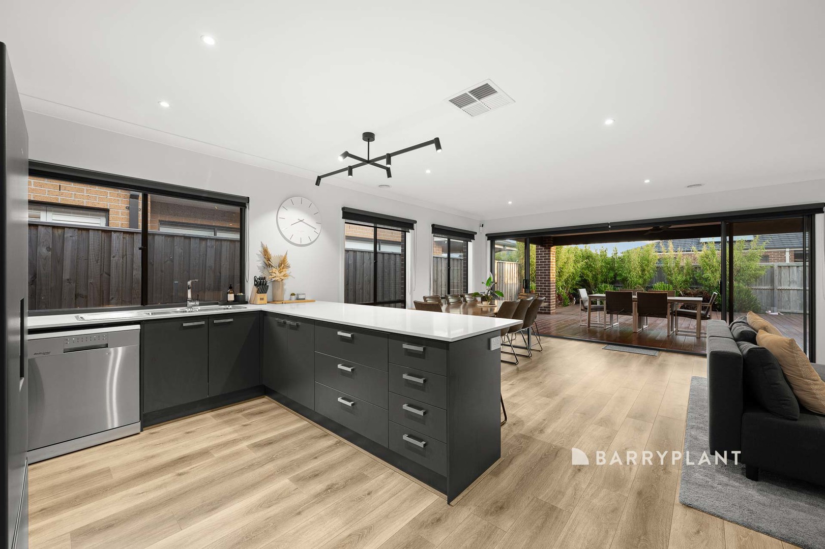 9 Calvert Street, Officer, VIC 3809, Officer South - Thumbnail 8