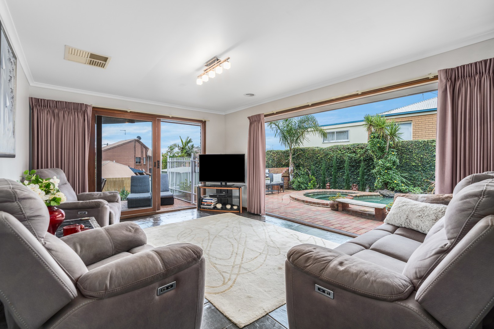 9 Camberwarra Avenue, Clifton Springs, VIC 3222 - Thumbnail 2 - 15/06/2026