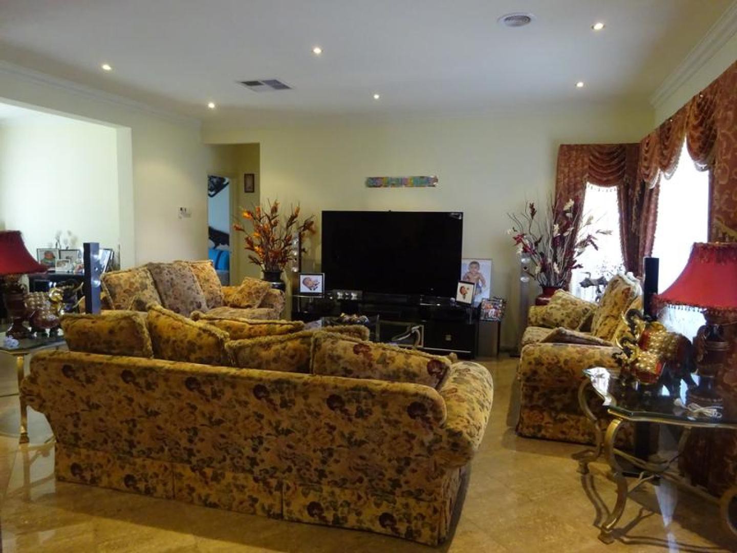 9 Canisby Way, Craigieburn, VIC 3064 - Thumbnail 2 - 03/02/2026