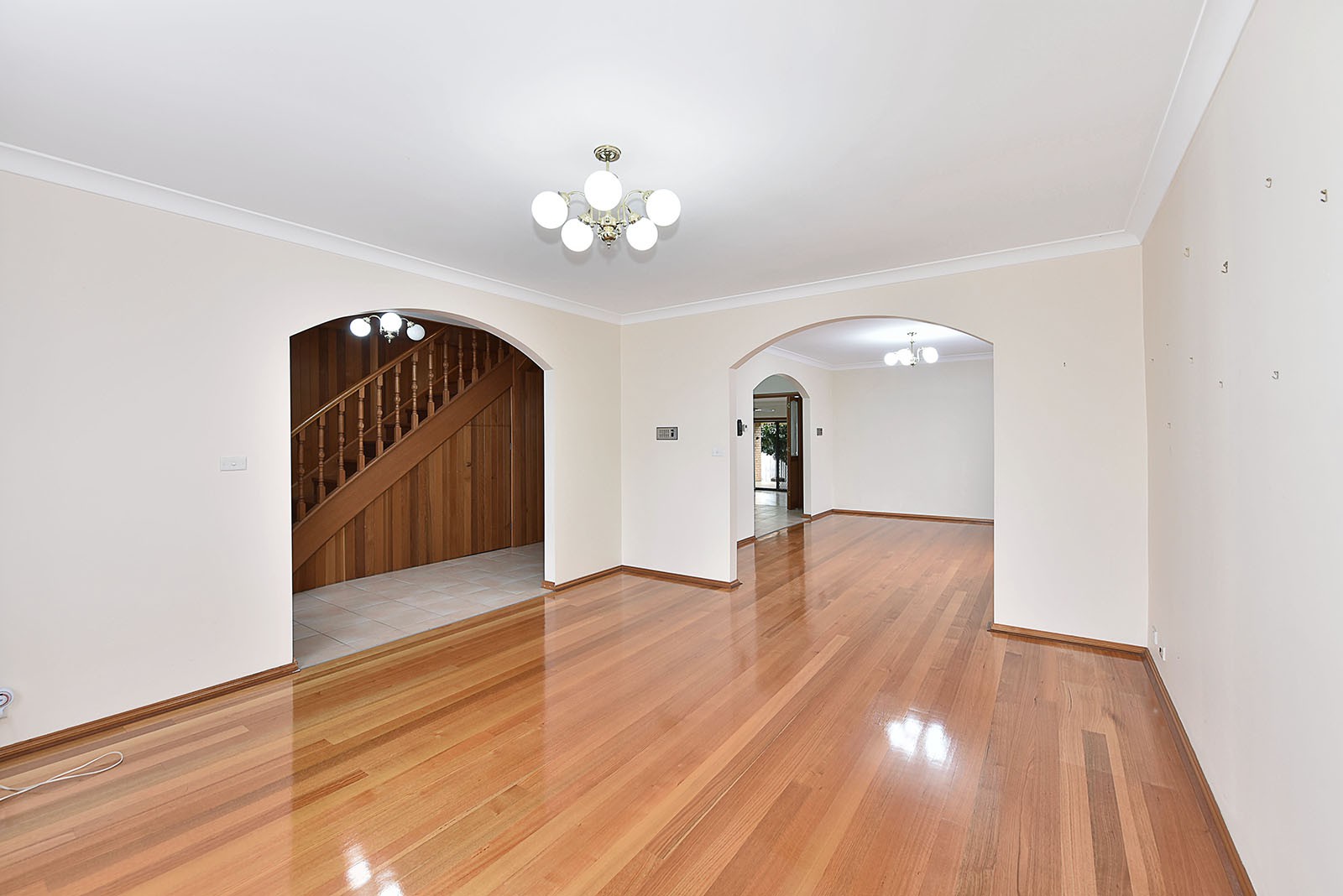 9 Capri Cres, Avondale Heights, VIC 3034, Avondale Heights - Thumbnail 2