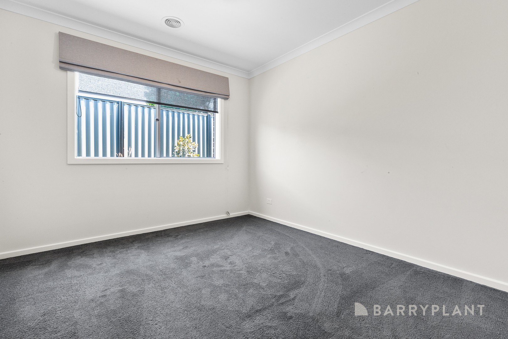 9 Carey Crescent, Pakenham, VIC 3810, Pakenham - Thumbnail 8