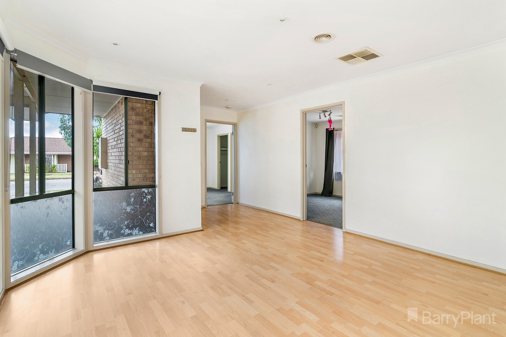 9 Carey CrtSunbury, VIC 3429, Sunbury - Thumbnail 2
