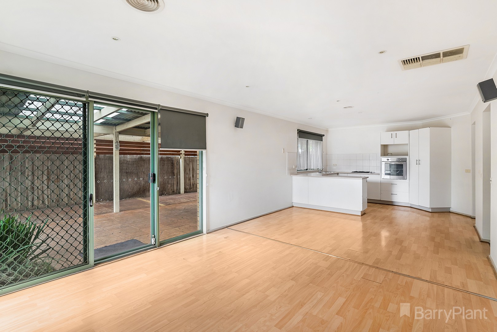 9 Carey CrtSunbury, VIC 3429, Sunbury - Thumbnail 3
