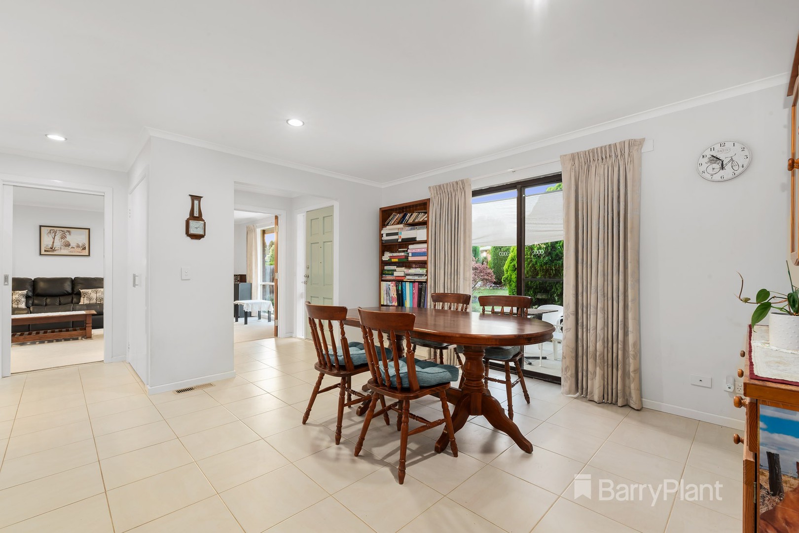 9 Carnaby Place, Wantirna, VIC 3152, Wantirna - Thumbnail 4