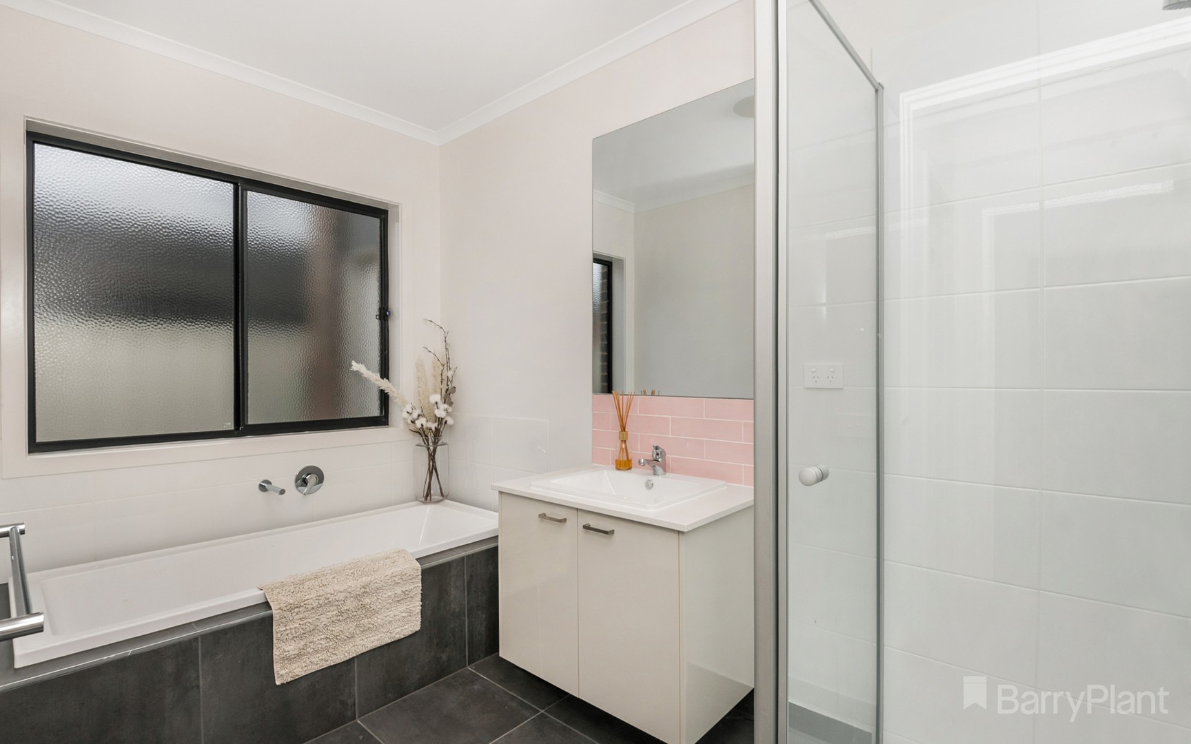 9 Cecil StreetNorth Bendigo, VIC 3550  - Leased, North Bendigo - Thumbnail 6