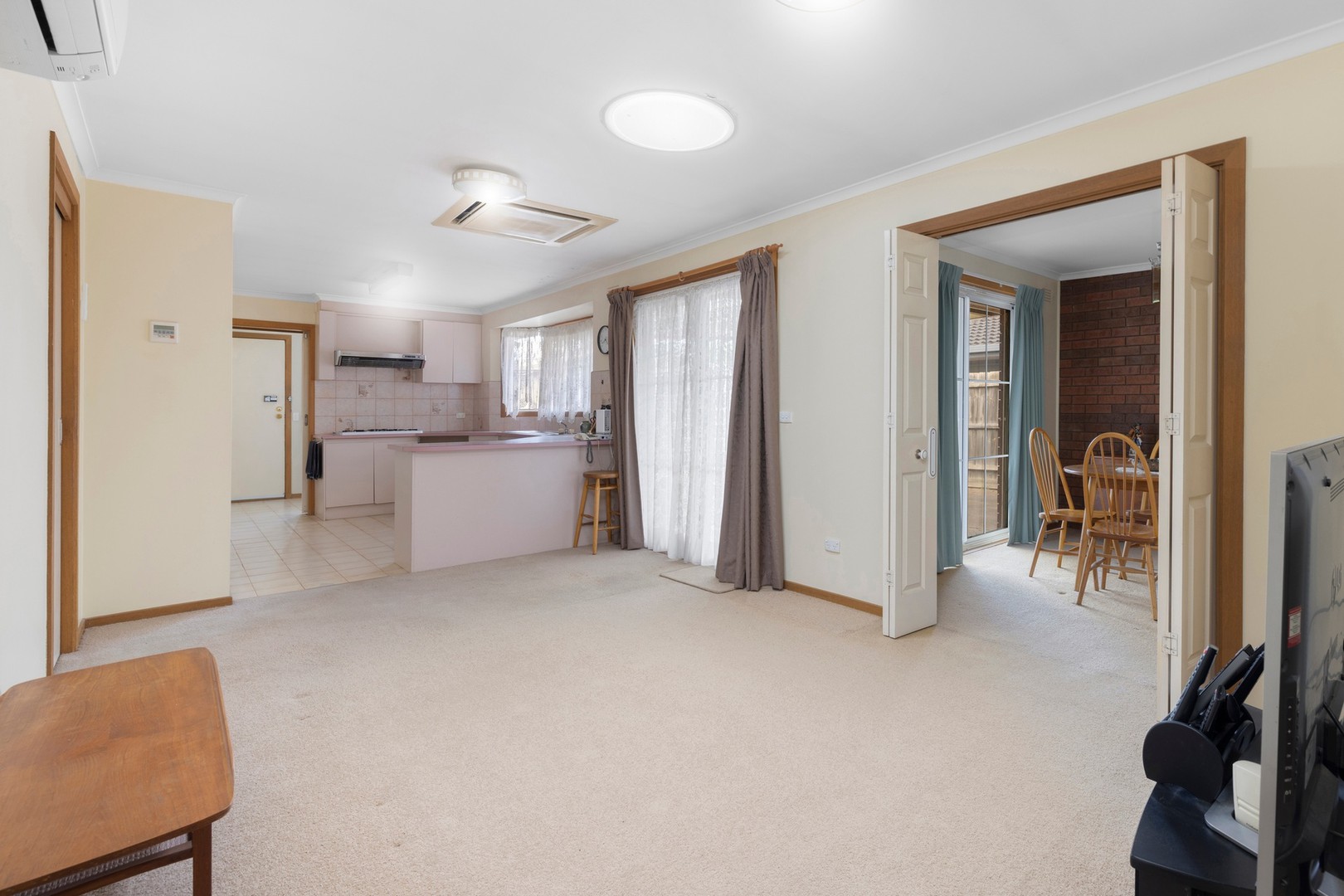 9 Cedar Court, Altona Meadows, VIC 3028, Altona Meadows - Thumbnail 3