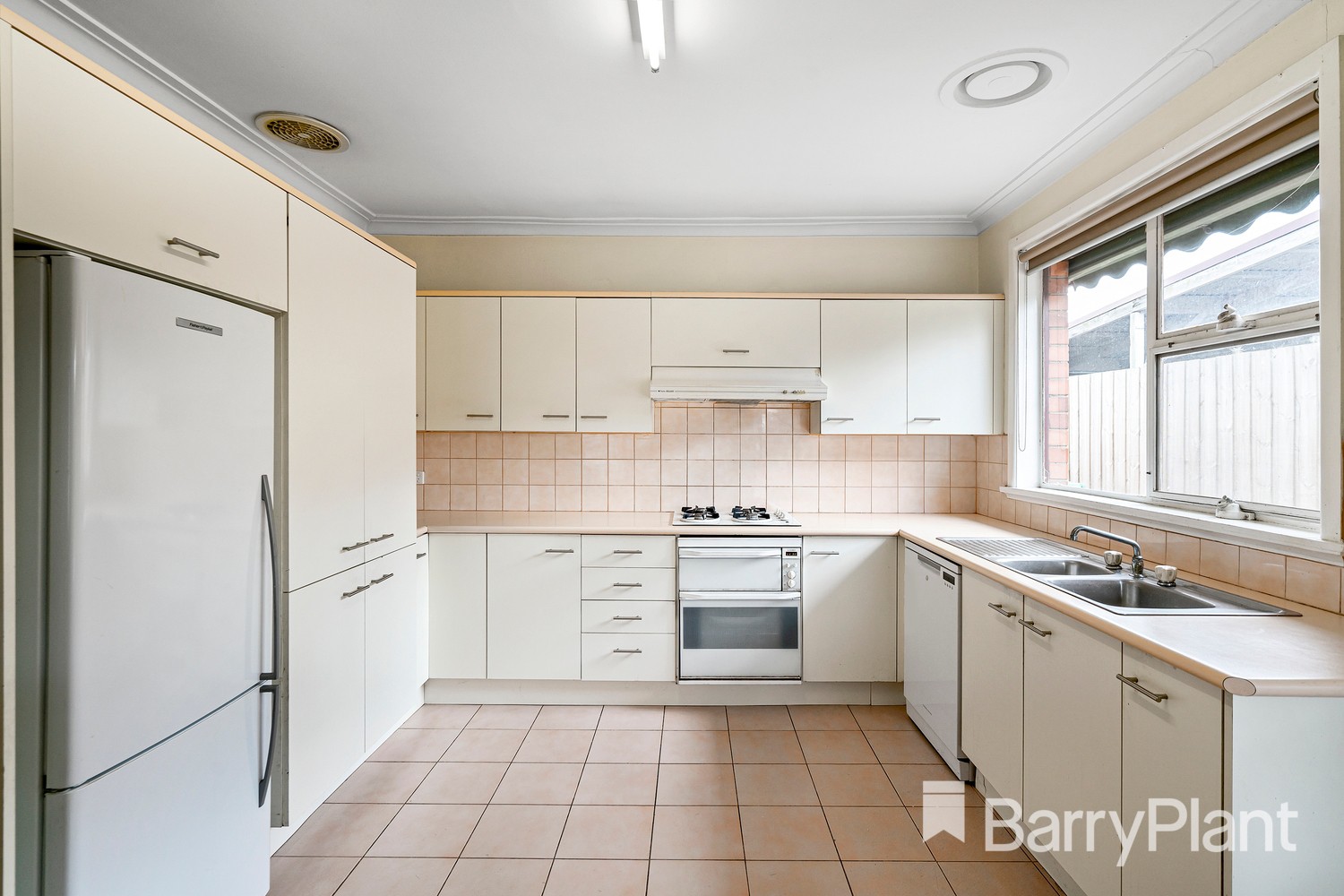 9 Chatsworth Avenue, Ardeer, VIC 3022, Ardeer - Thumbnail 3