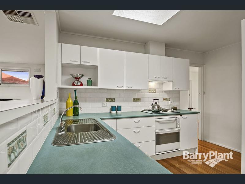 9 Cherrywood Court, Bundoora, VIC 3083, Bundoora - Thumbnail 2