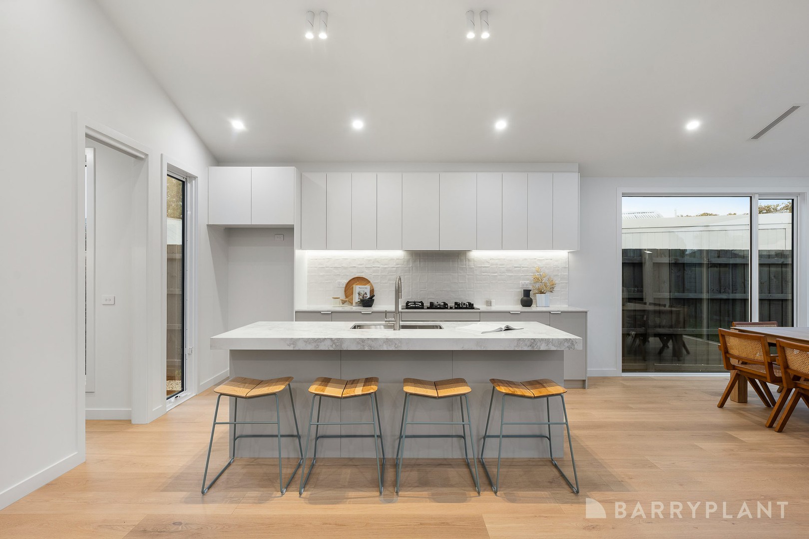 9 Churchill Way, Kilsyth, VIC 3137, Kilsyth - Thumbnail 3