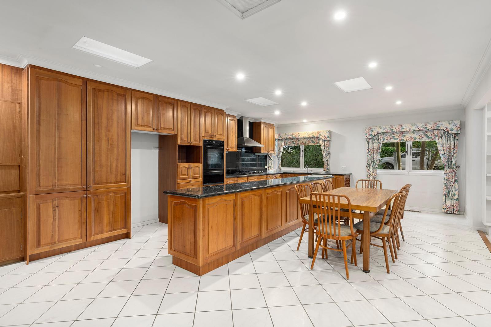 9 Clements Avenue, Donvale, VIC 3111, Donvale - Thumbnail 4