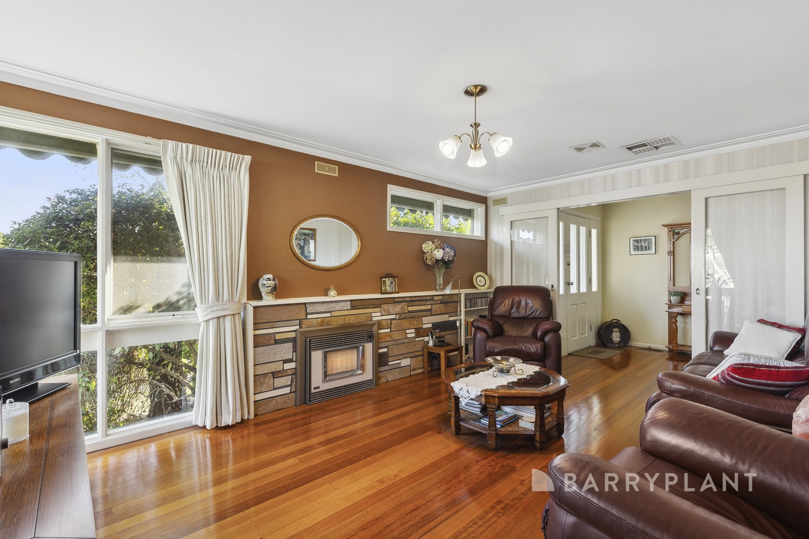 9 Clitus Street, Glen Waverley, VIC 3150, Glen Waverley - Thumbnail 5