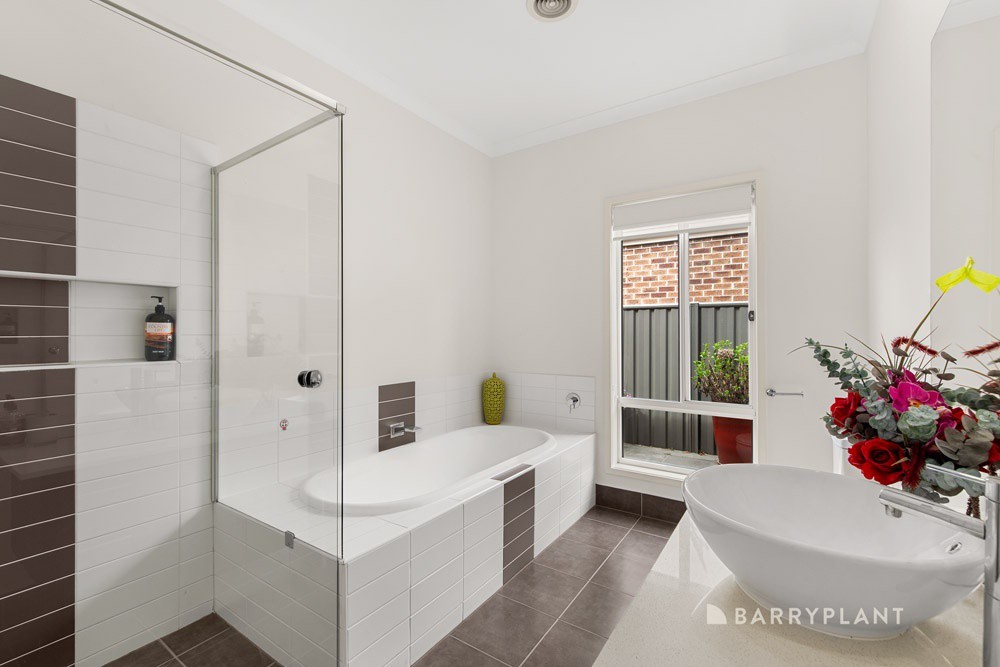 9 Conelly Way, South Morang, VIC 3752, South Morang - Thumbnail 6