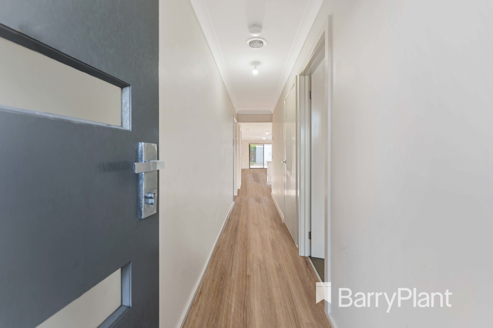 9 Cortland Street, Wyndham Vale, VIC 3024, Wyndham Vale - Thumbnail 2