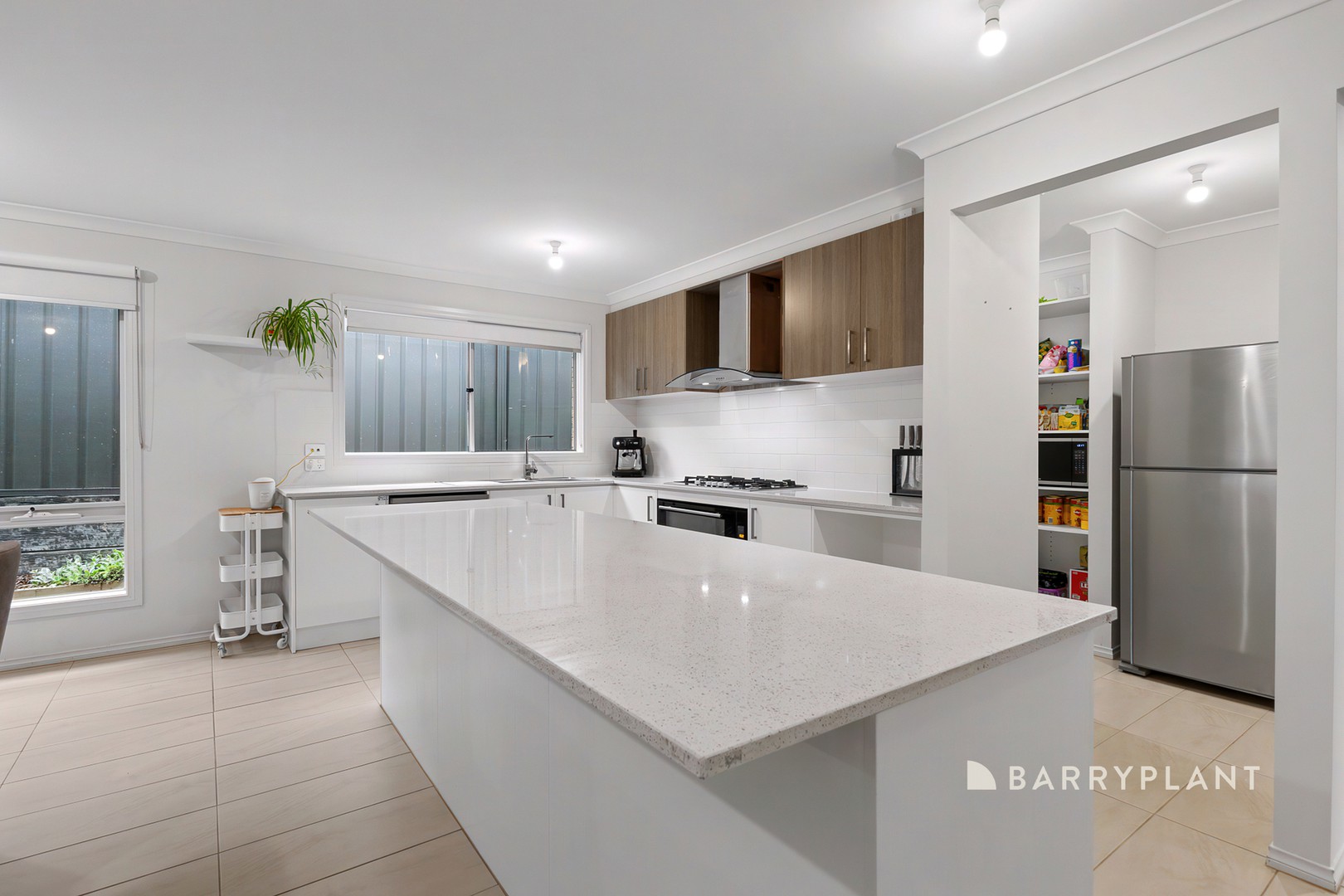 9 Corvara Way, Pakenham, VIC 3810 - Thumbnail 2 - 20/05/2026