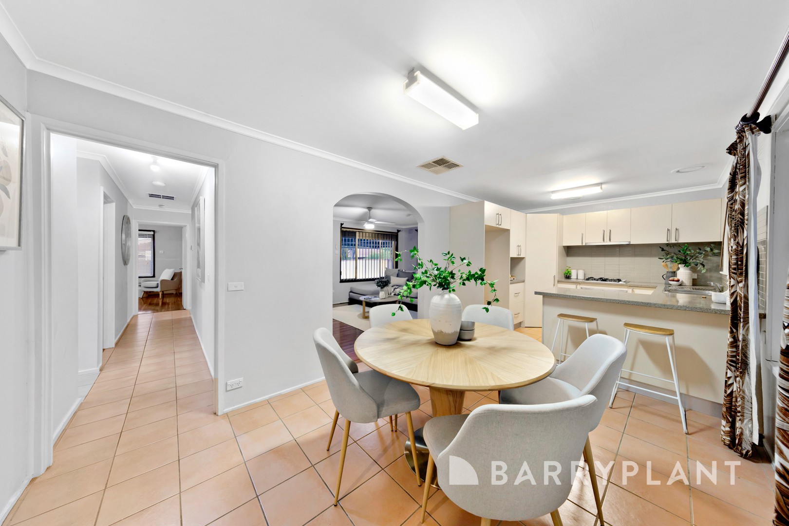 9 Cosma Court, Albanvale, VIC 3021, Albanvale - Thumbnail 4