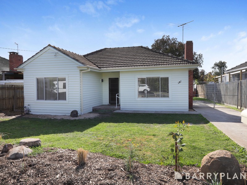 9 Couper Angus Grove, Sunshine, VIC 3020 - Image - 03/10/2024