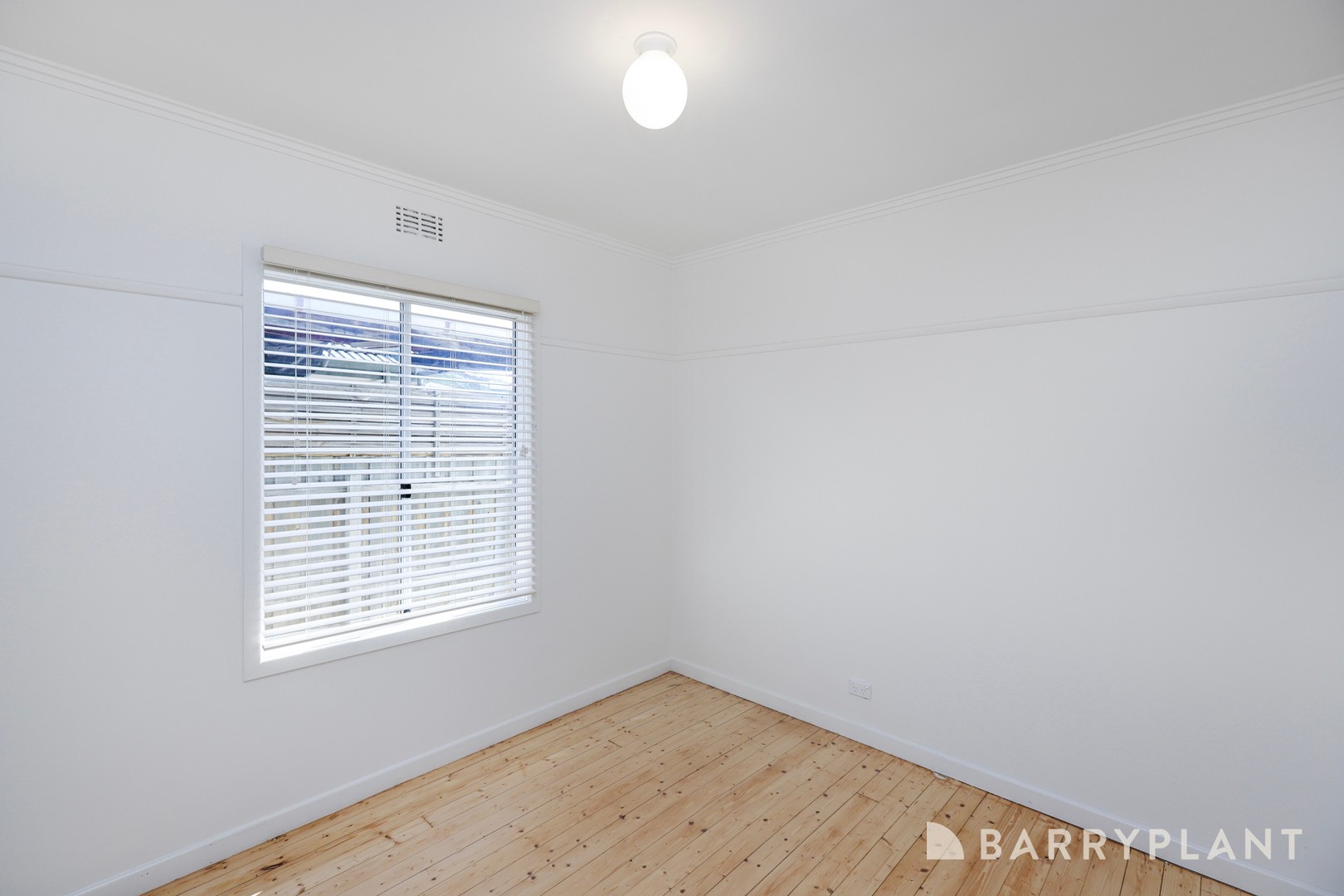9 Couper Angus Grove, Sunshine, VIC 3020, Sunshine - Thumbnail 4