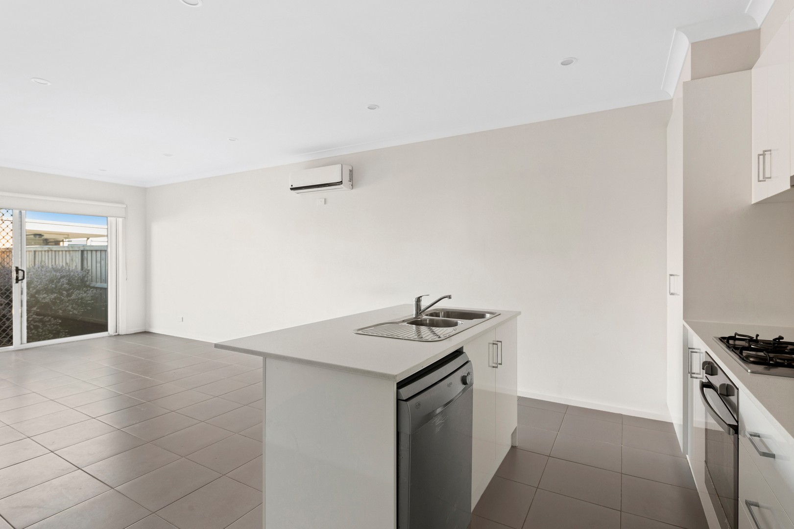 9 Courthouse WalkDoreen, VIC 3754, Doreen - Thumbnail 2