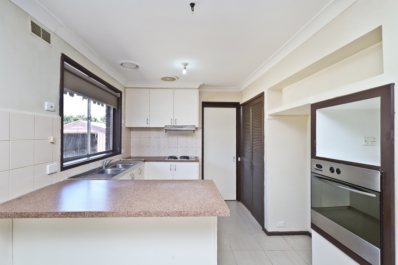 9 Cox Street, St Albans, VIC 3021, St Albans - Thumbnail 6