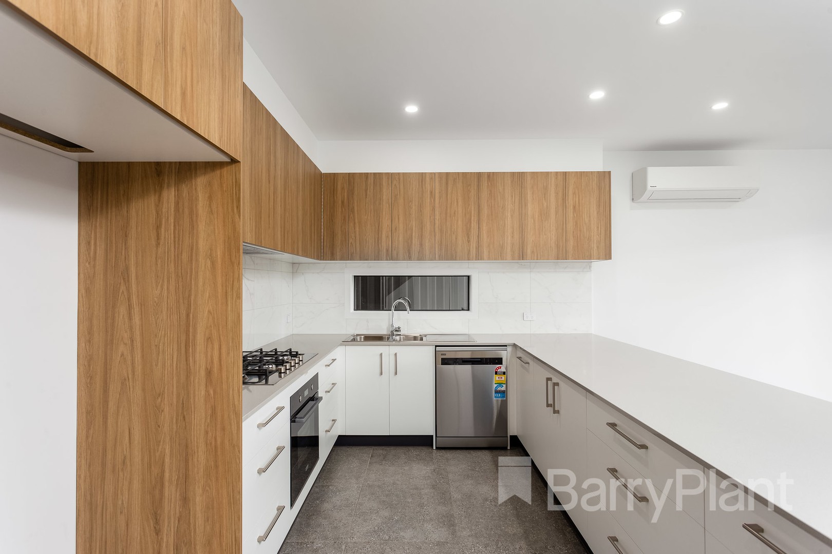 9 Crellin Avenue, Altona Meadows, VIC 3028, Altona Meadows - Thumbnail 2