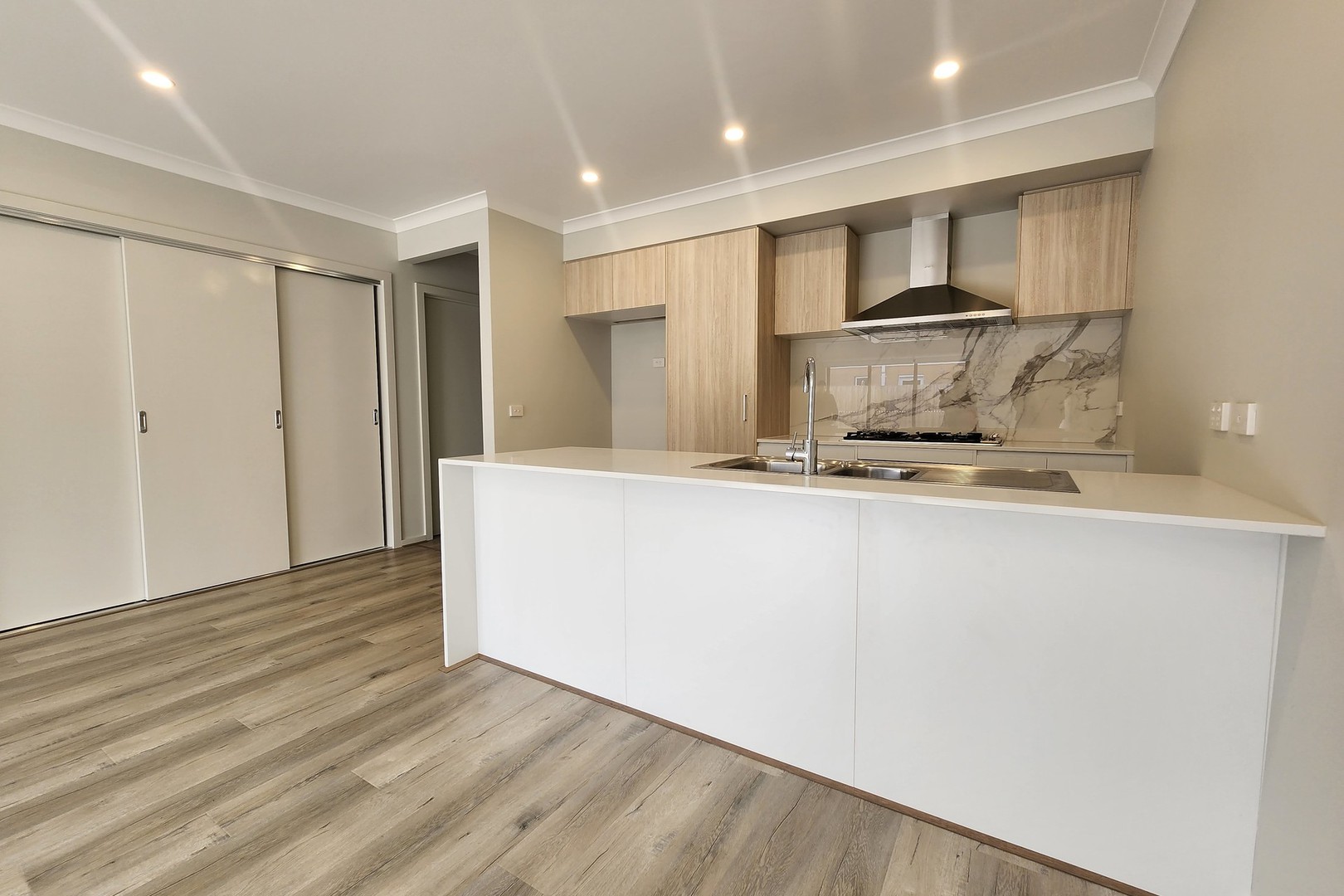 9 Crown Drive, Fraser Rise, VIC 3336, Fraser Rise - Thumbnail 2