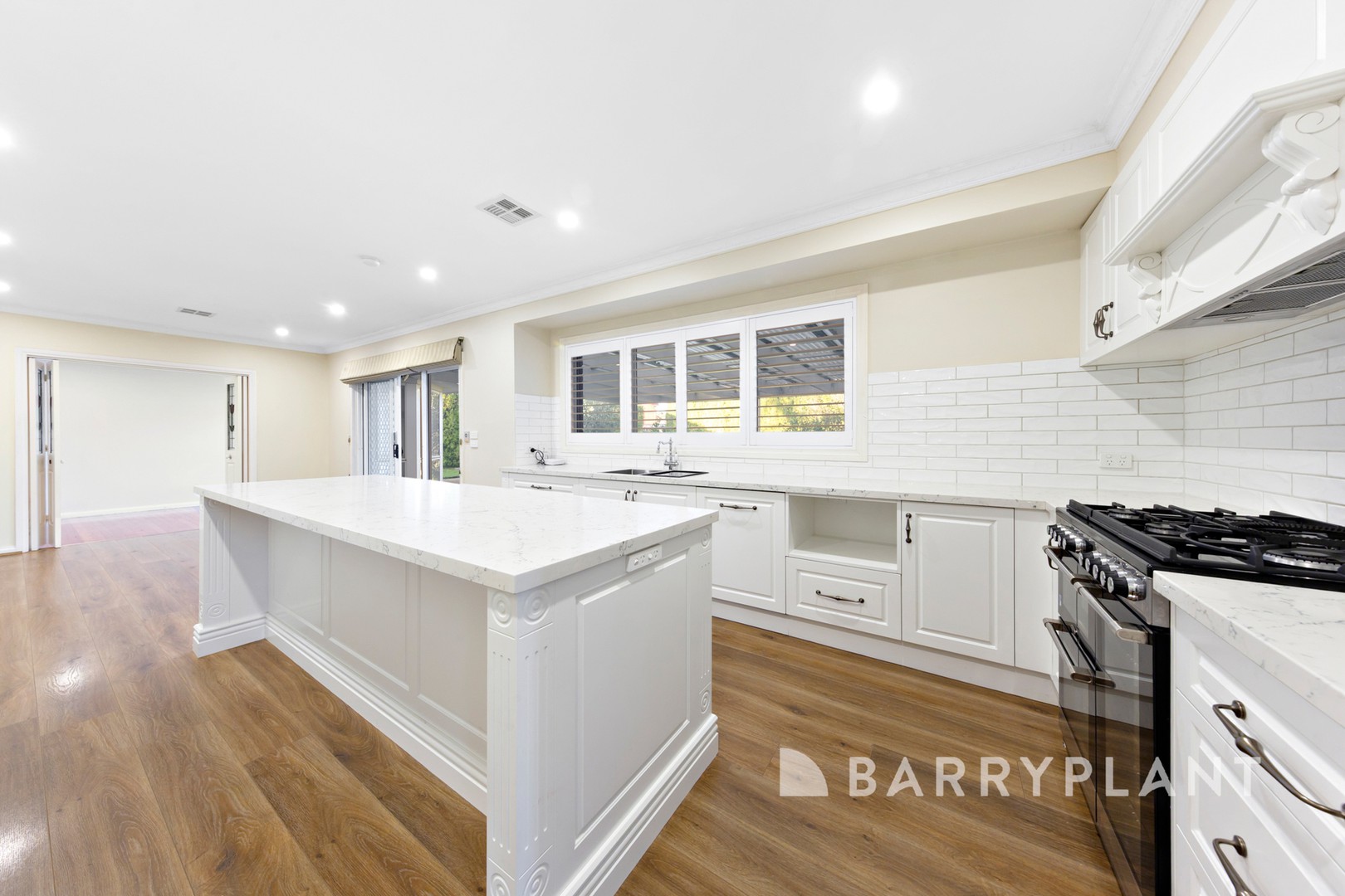9 Cunningham Court, Taylors Lakes, VIC 3038 - Thumbnail 2 - 10/07/2026