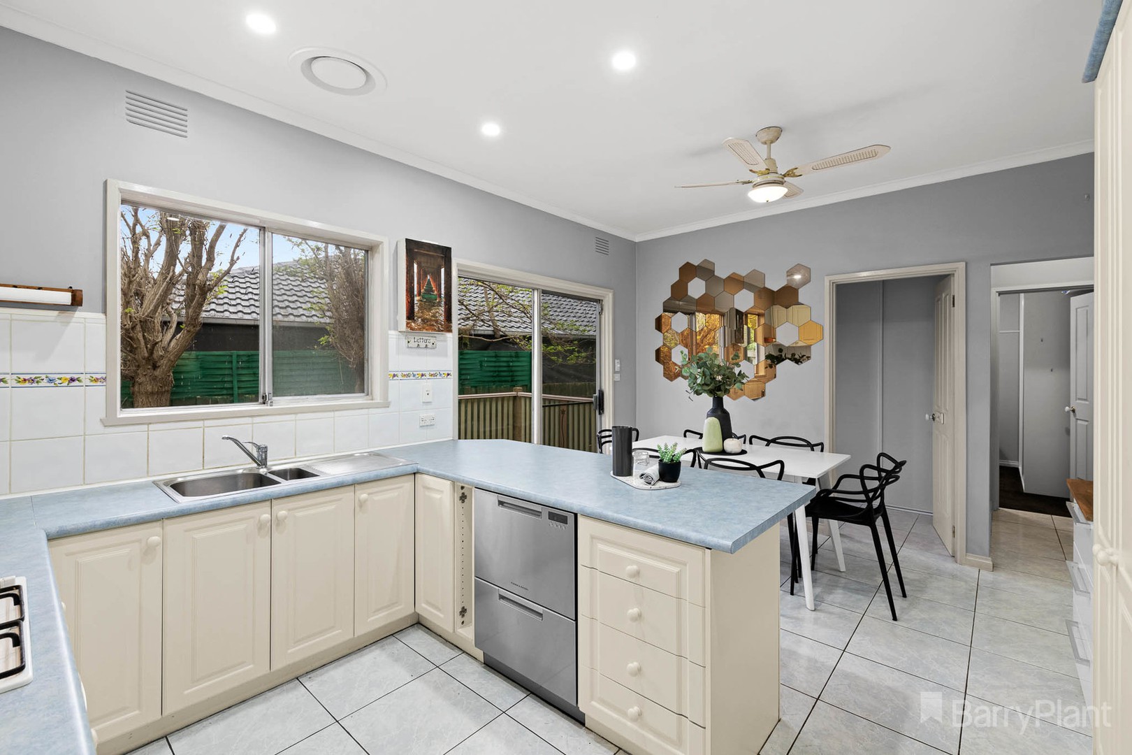 9 Damian Court, Cranbourne, VIC 3977, Cranbourne - Thumbnail 5
