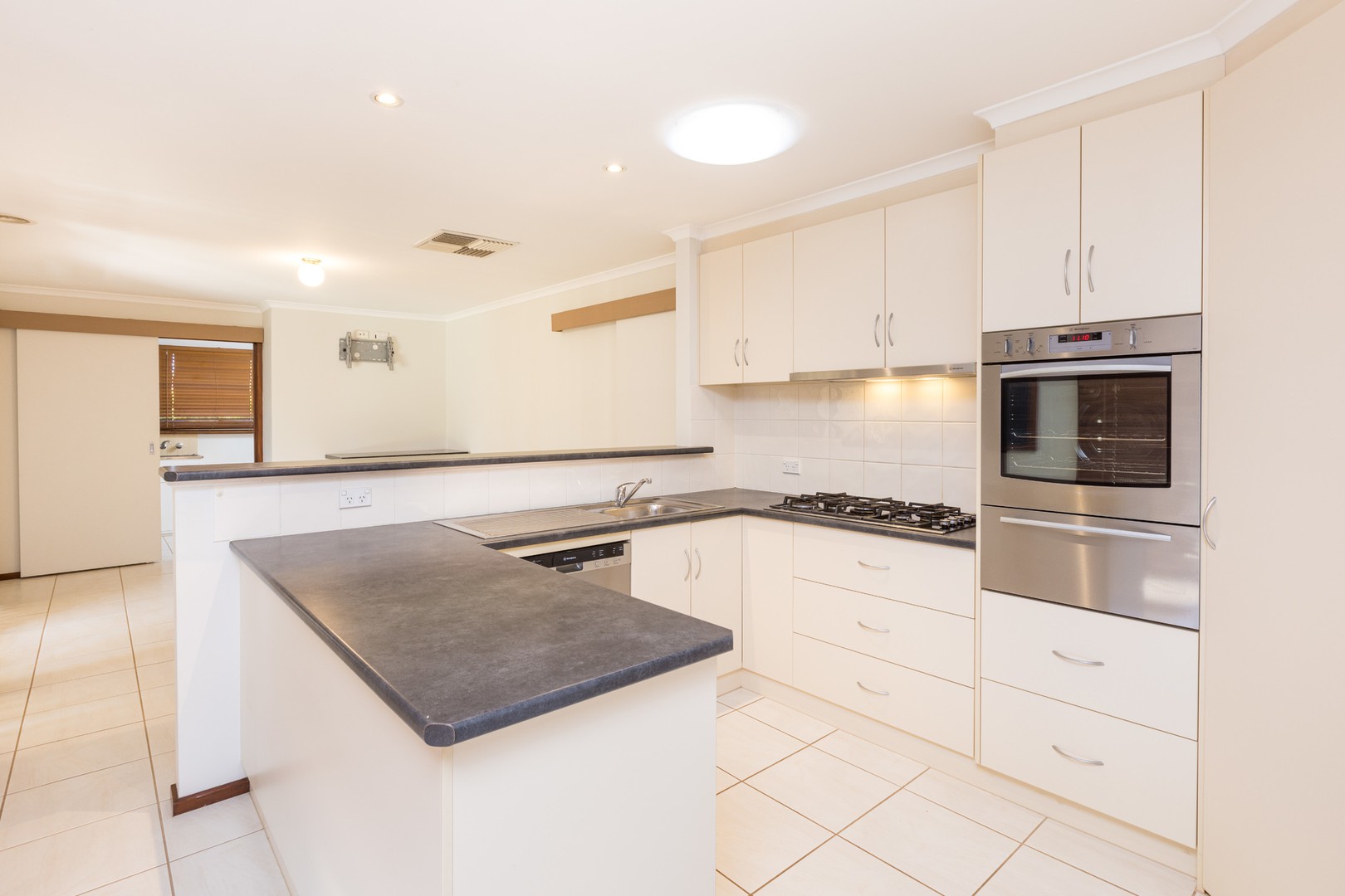 9 De Garis Drive, Mildura, VIC 3500, Mildura - Thumbnail 2