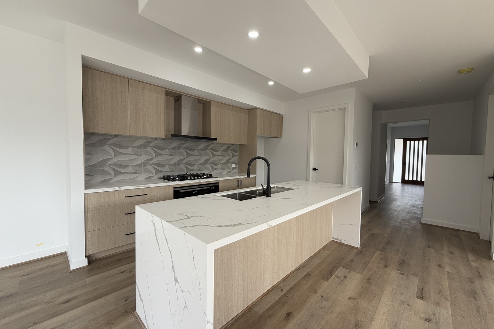 9 Deanos Road, Fraser Rise, VIC 3336, Fraser Rise - Thumbnail 6