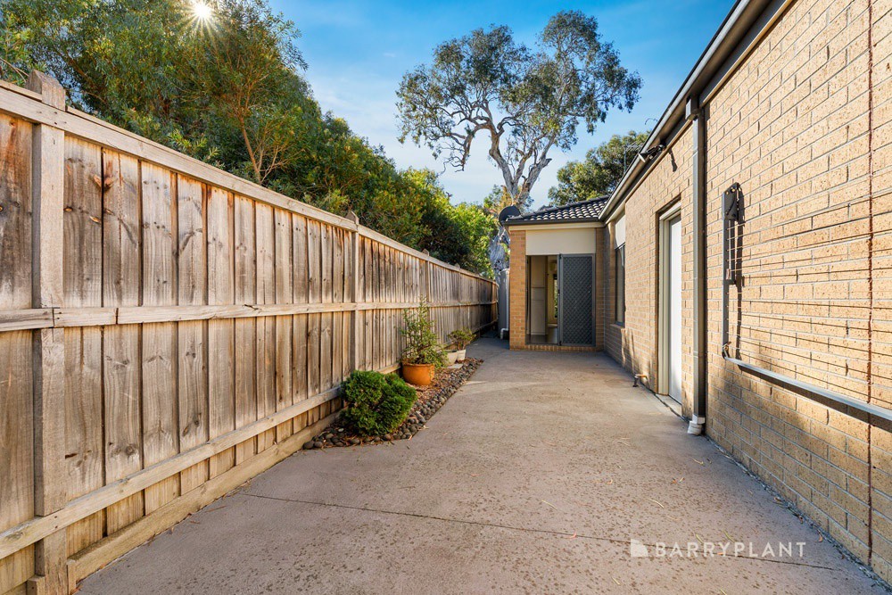 9 Deliza Walk, South Morang, VIC 3752, South Morang - Thumbnail 8