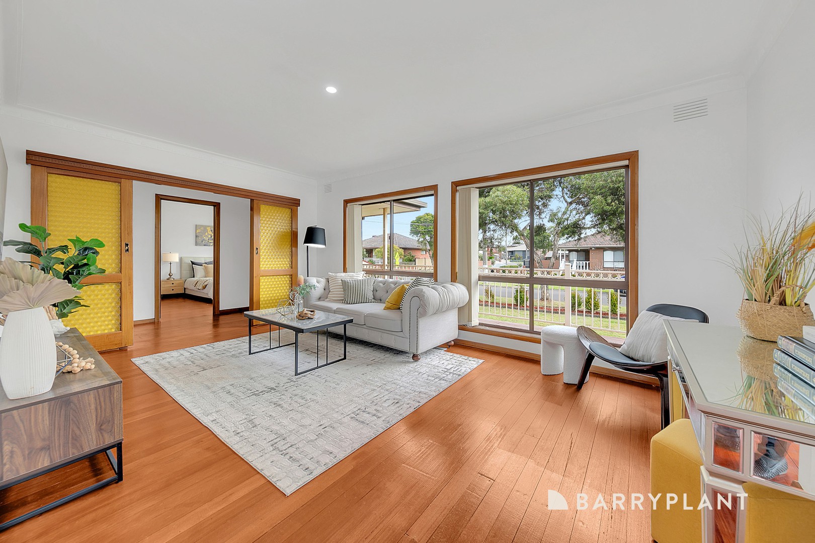 9 Diplomat Drive, Thomastown, VIC 3074, Thomastown - Thumbnail 2