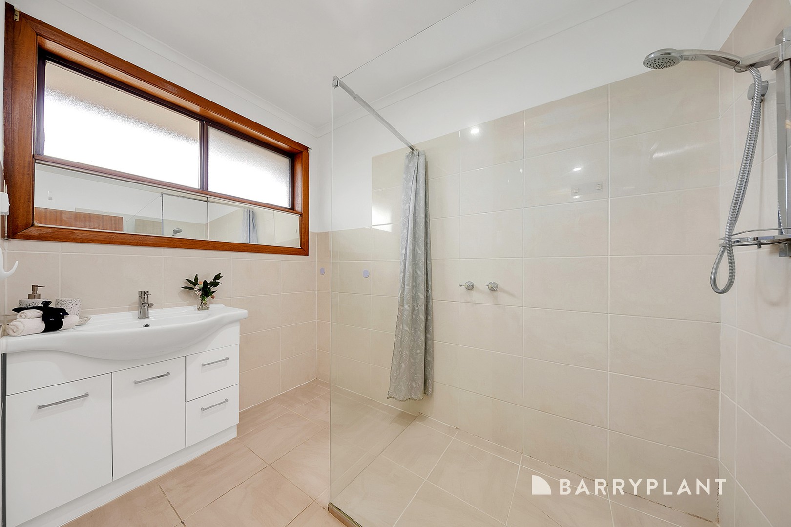 9 Diplomat Drive, Thomastown, VIC 3074, Thomastown - Thumbnail 7