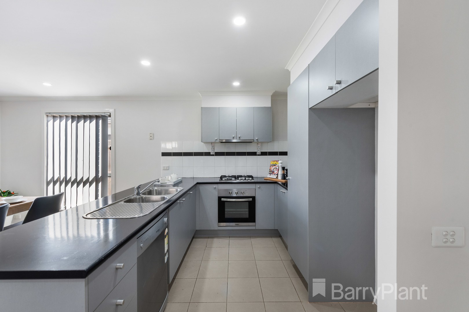 9 Dominion Terrace, Truganina, VIC 3029, Truganina - Thumbnail 6