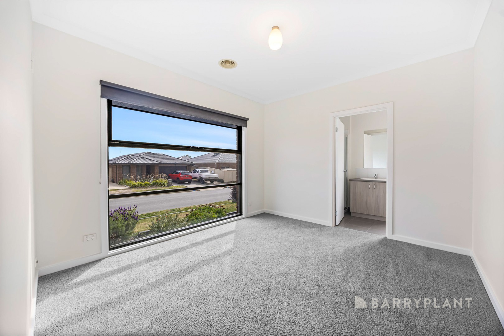 9 Edmund Dr, Delacombe, VIC 3356, Delacombe - Thumbnail 2
