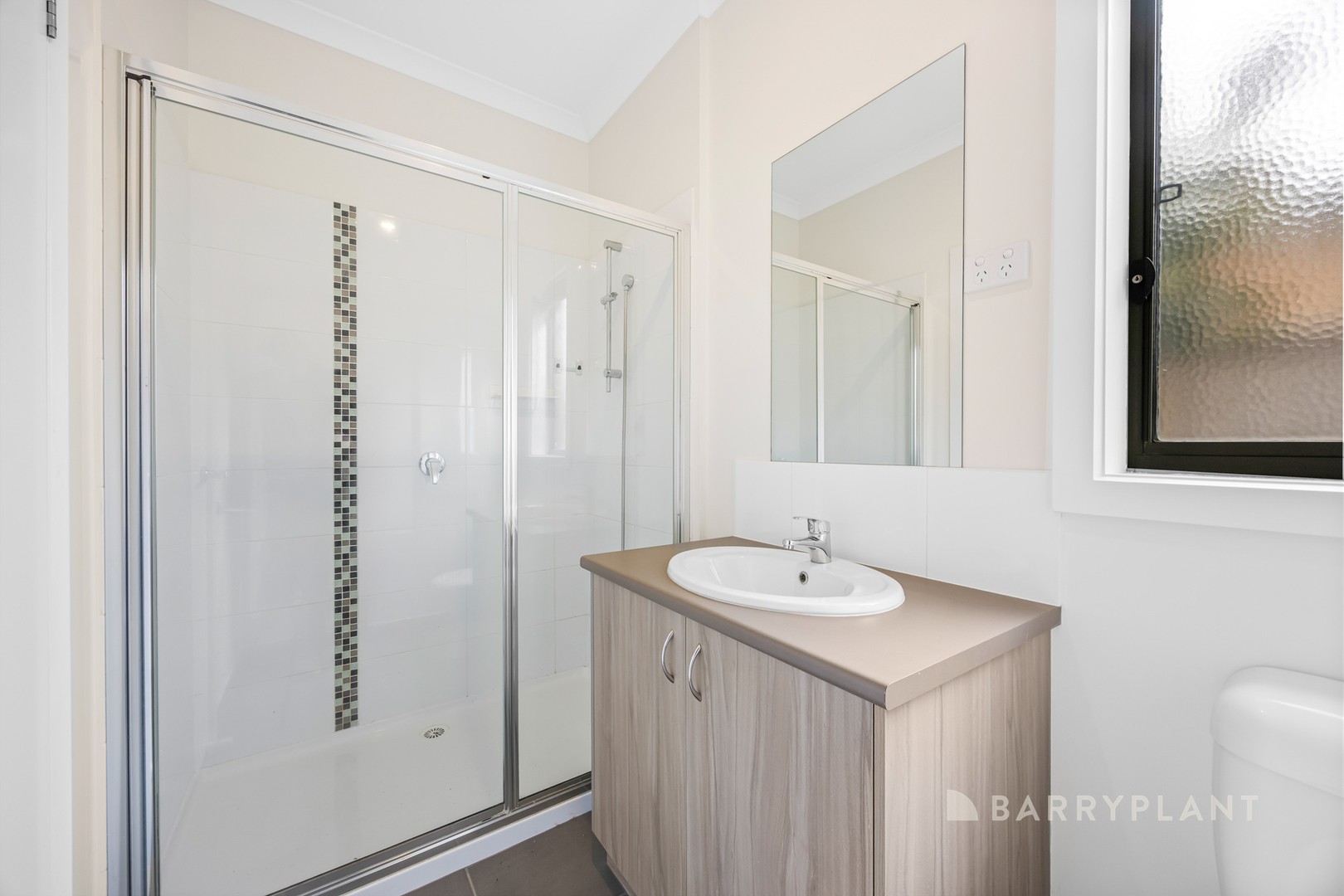 9 Edmund Dr, Delacombe, VIC 3356, Delacombe - Thumbnail 3