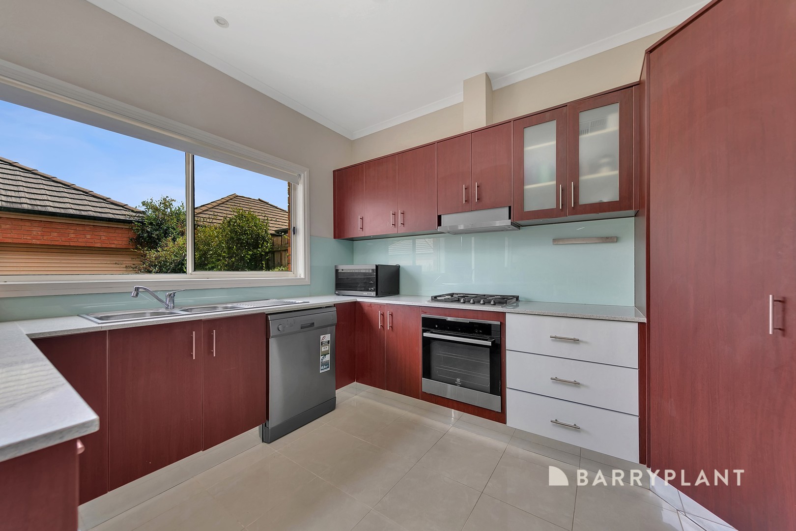 9 Elysee Avenue, South Morang, VIC 3752, South Morang - Thumbnail 4