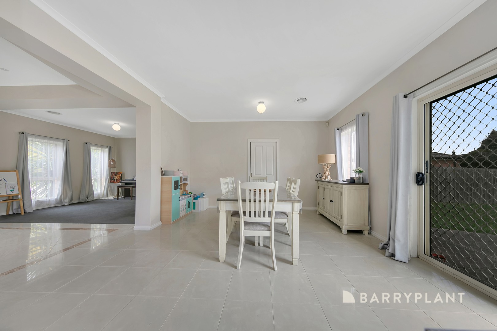 9 Elysee Avenue, South Morang, VIC 3752, South Morang - Thumbnail 6