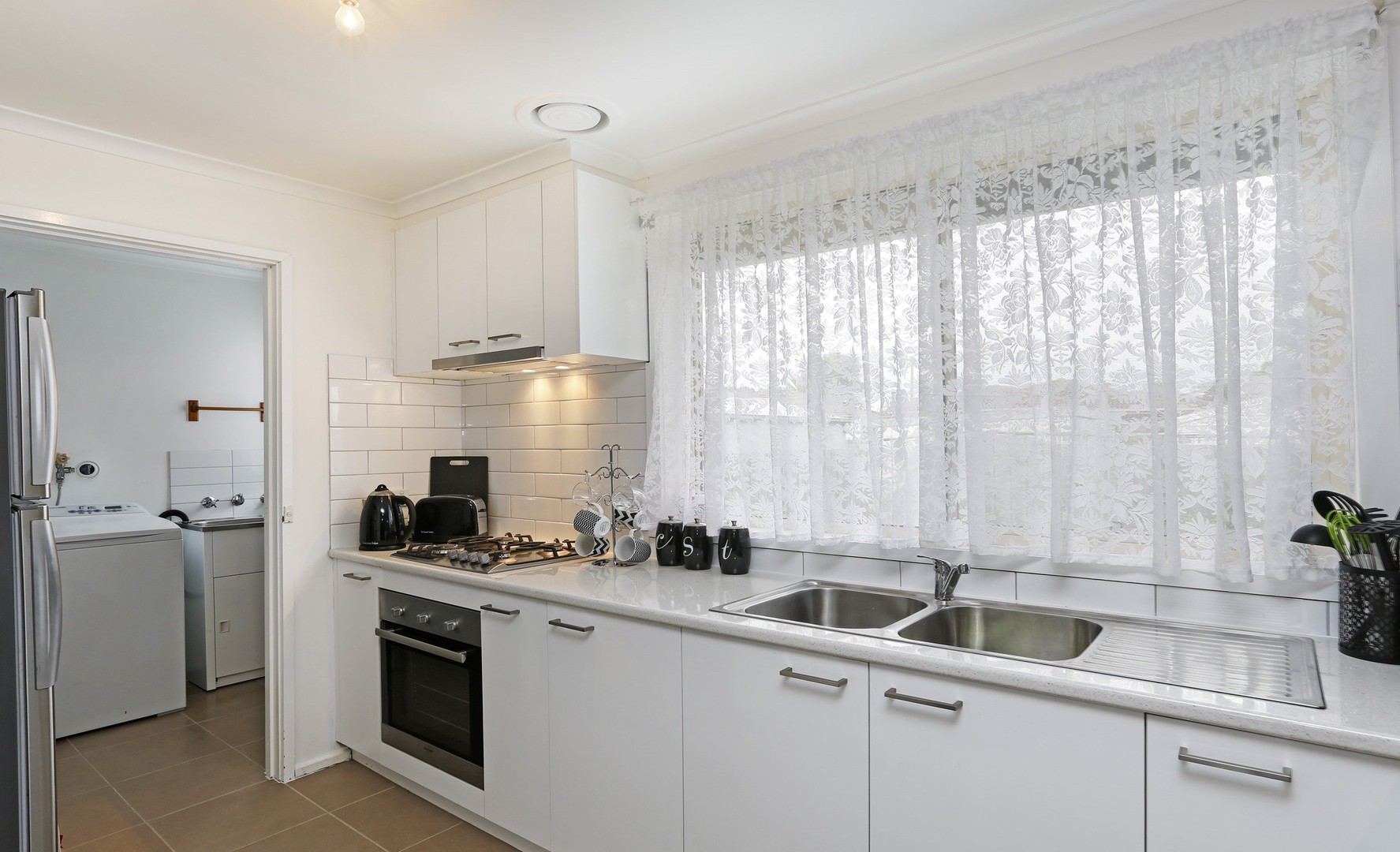 9 Erica  Avenue, Corio, VIC 3214, Corio - Thumbnail 3
