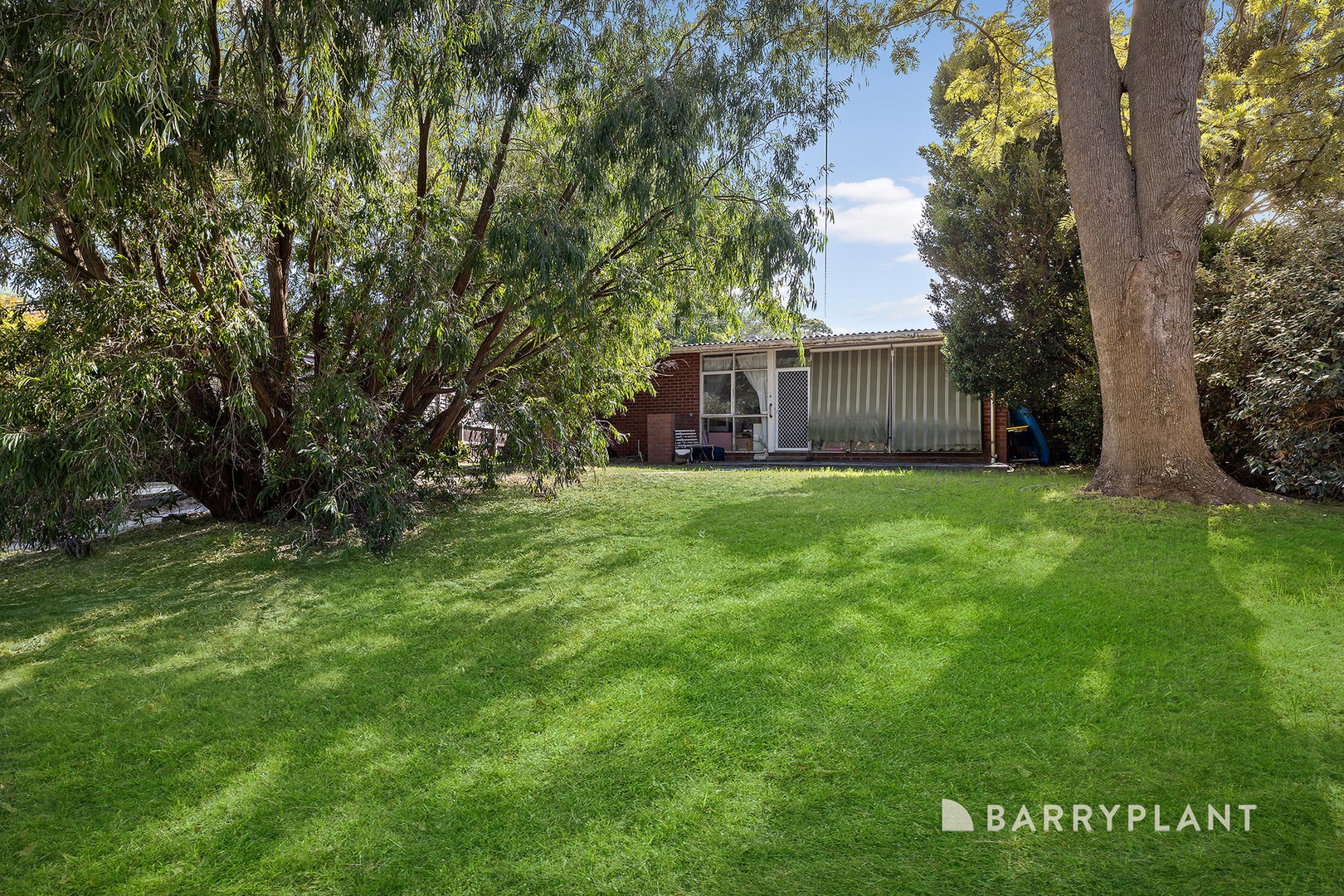 9 Fairway Street, Frankston, VIC 3199 - Thumbnail 2 - 27/03/2025
