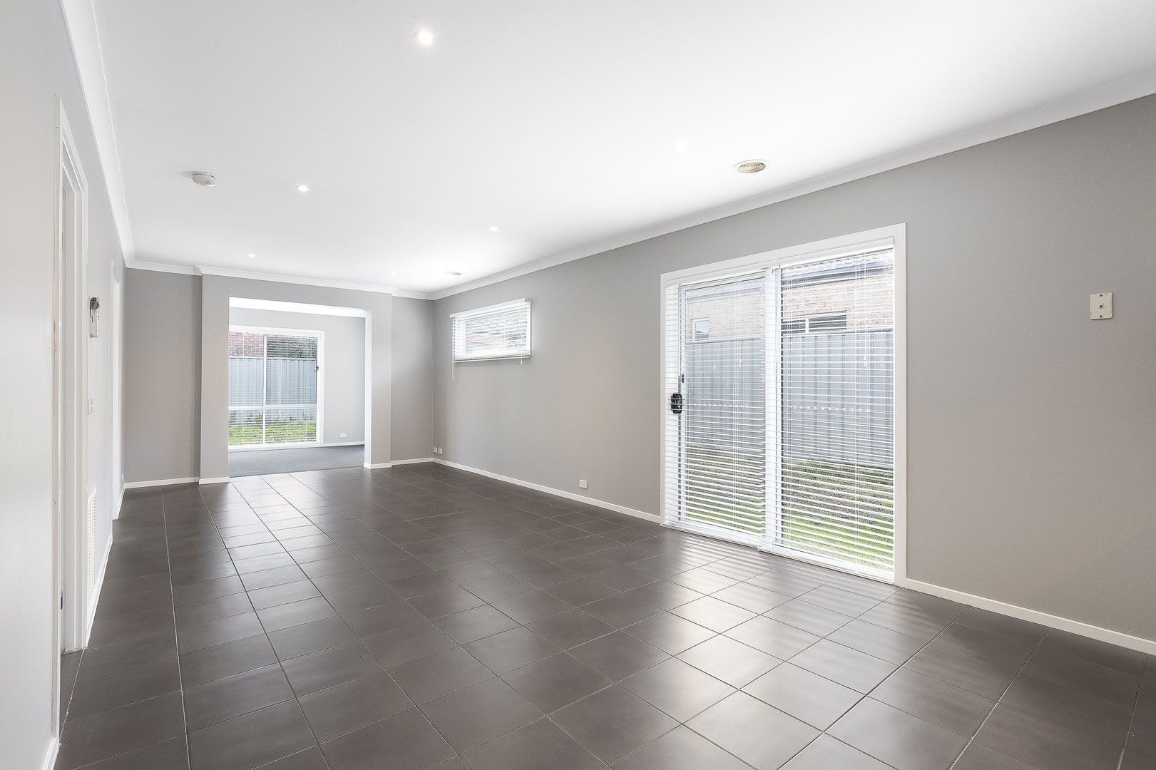 9 Flagstaff LoopCraigieburn, VIC 3064  - Leased, Craigieburn - Thumbnail 2