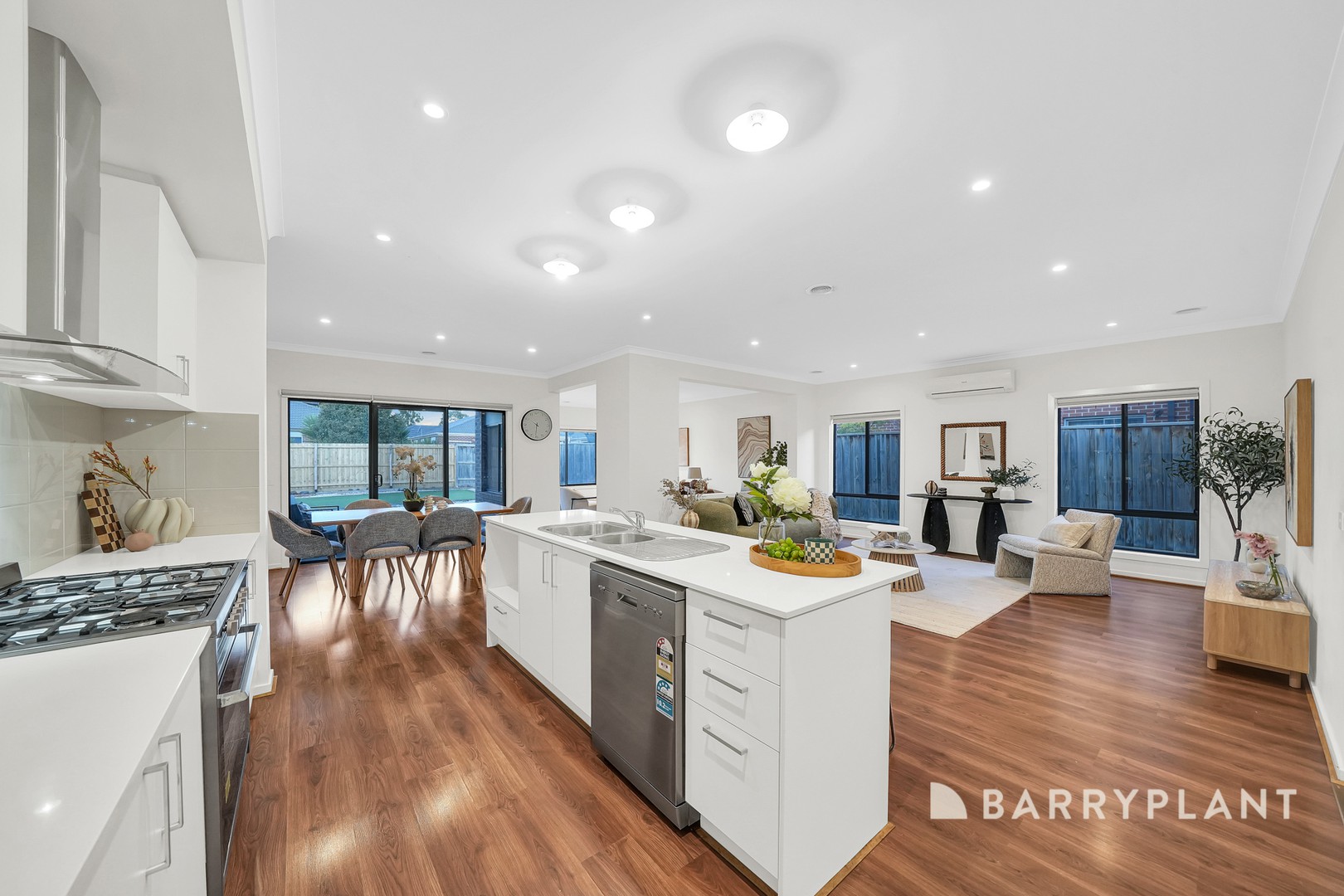 9 Florentino Parade, Point Cook, VIC 3030, Point Cook - Thumbnail 8