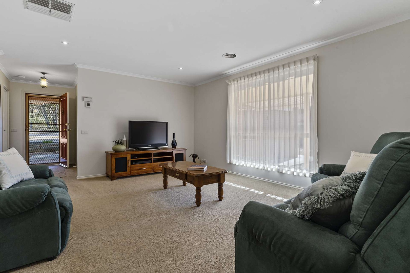 9 Forest Heights Drive, Kangaroo Flat, VIC 3555, Kangaroo Flat - Thumbnail 6