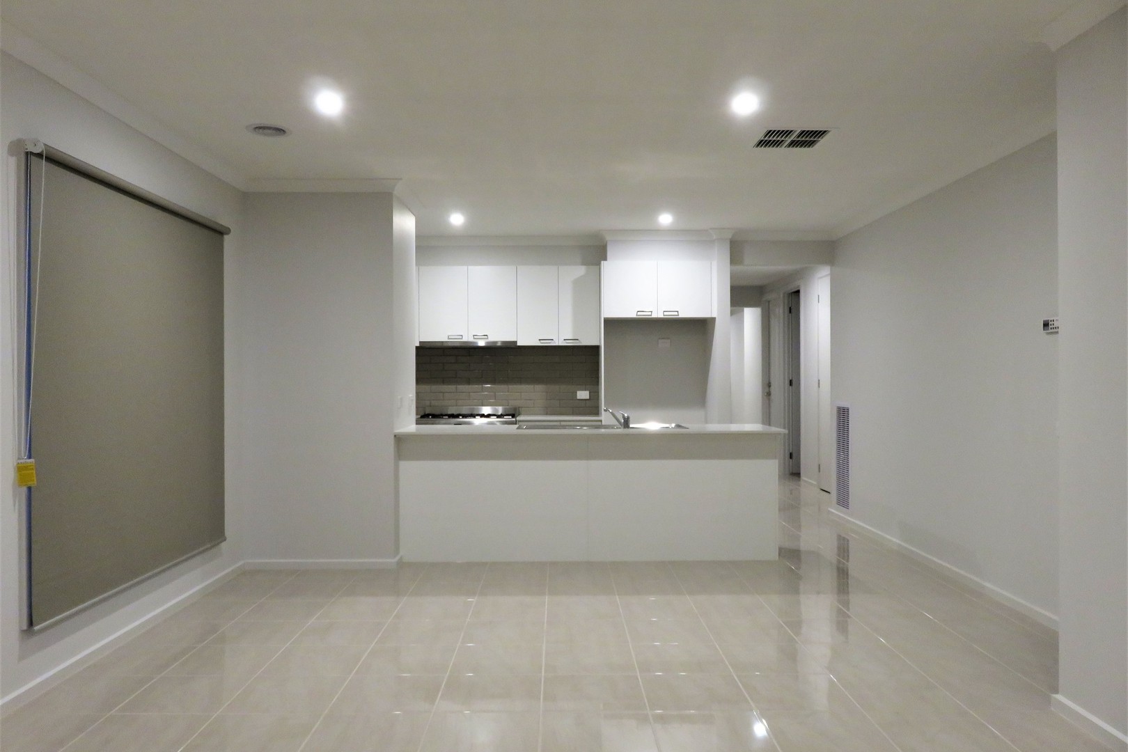 9 Freshman Avenue, Clyde, VIC 3978 - Thumbnail 2 - 20/12/2021