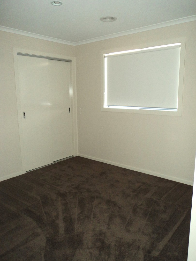 9 Gallant Road, Point Cook, VIC 3030, Point Cook - Thumbnail 5