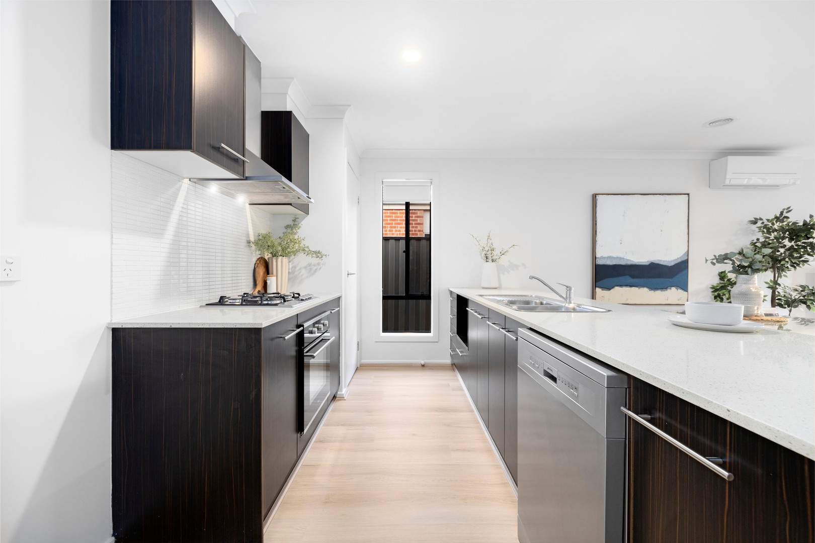 9 Gallant Road, Point Cook, VIC 3030, Point Cook - Thumbnail 8