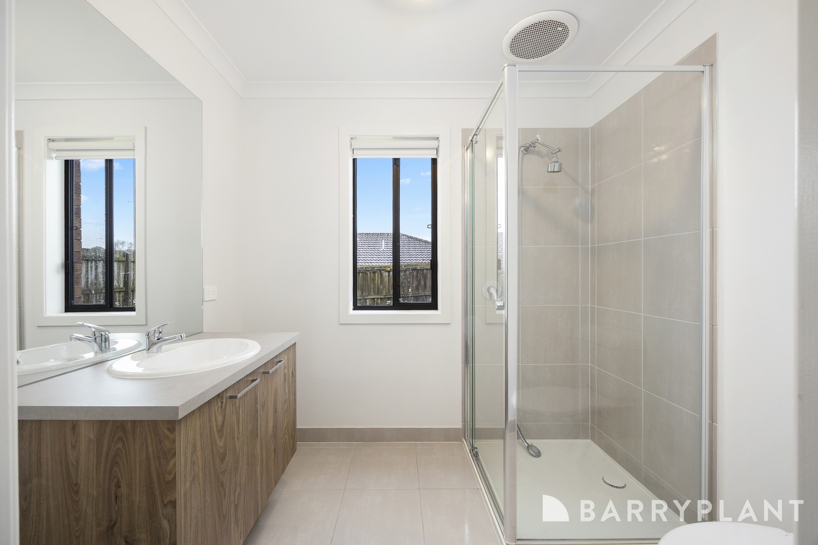 9 Georgina Parade, Korumburra, VIC 3950 - Thumbnail 2 - 11/08/2026