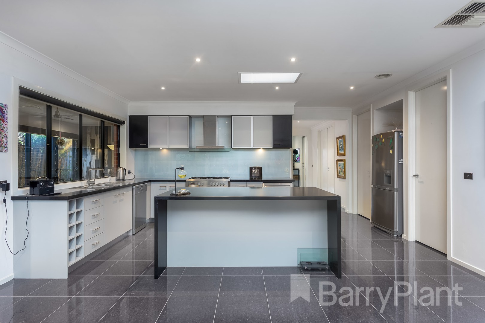 9 Gingelly Close, Point Cook, VIC 3030, Point Cook - Thumbnail 3