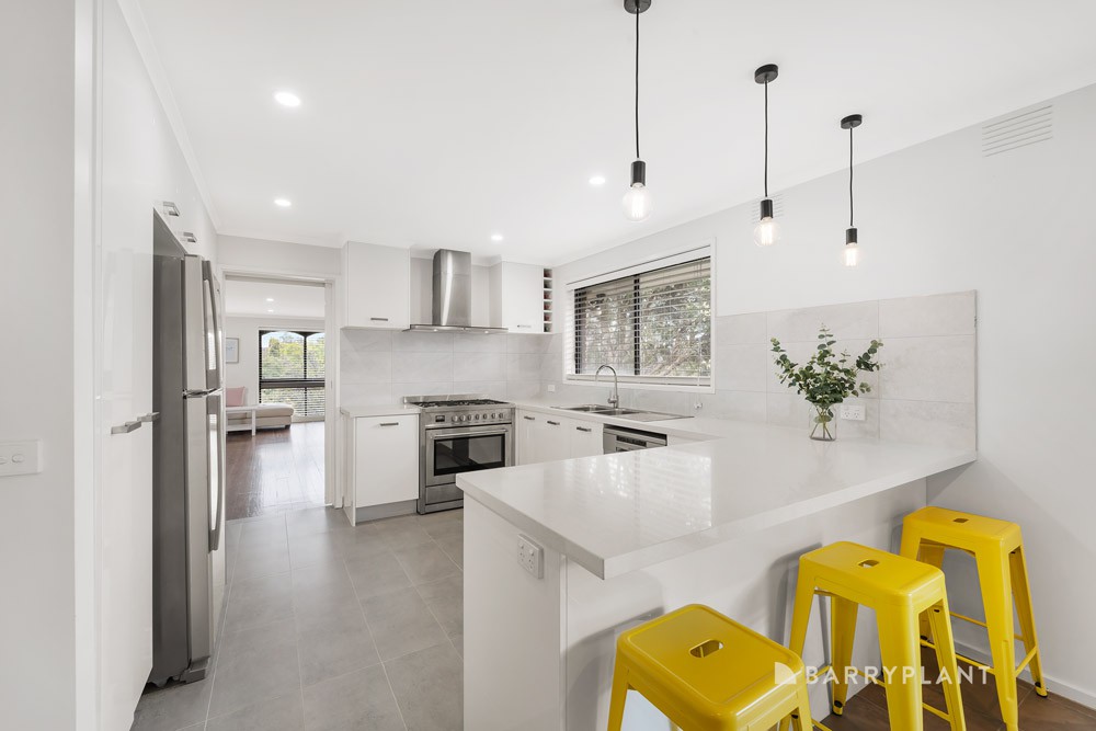 9 Glencairn Court, Eltham North, VIC 3095, Eltham North - Thumbnail 3